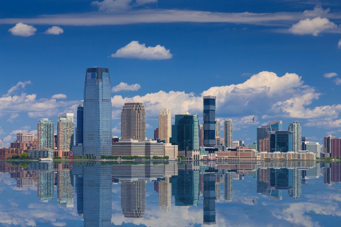 jersey-city-skyline-with-goldman-sachs-tower-reflected-in-water-of-hudson-river-new-york-usa-2